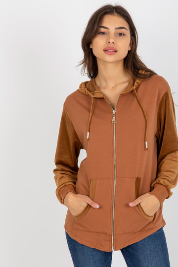 Helepruun kampsun pusa ja...