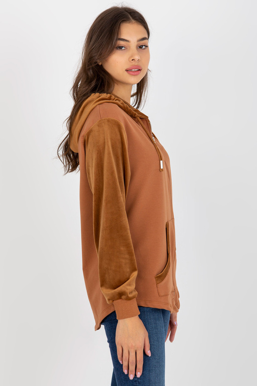 Helepruun kampsun pusa ja taskutega