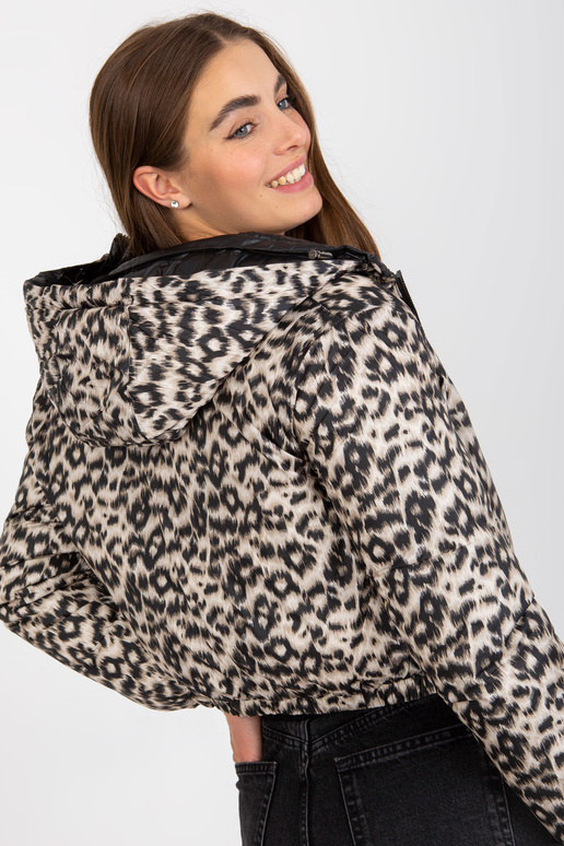 Must kahepoolne lühike tepitud jakk... Must kahepoolne lühike tepitud jakk...