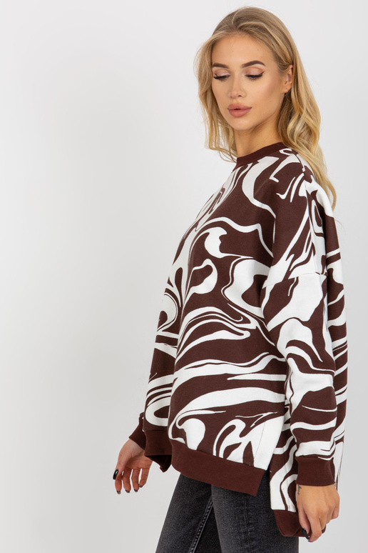 Tumepruun ja valge ülisuur trükiga...