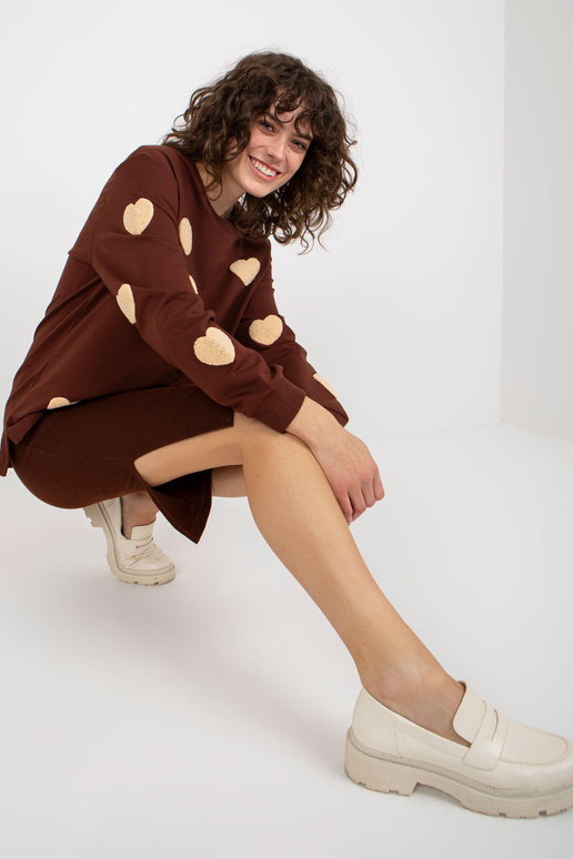 Tumepruun vabaaja komplekt triibulise... Tumepruun vabaaja komplekt triibulise...