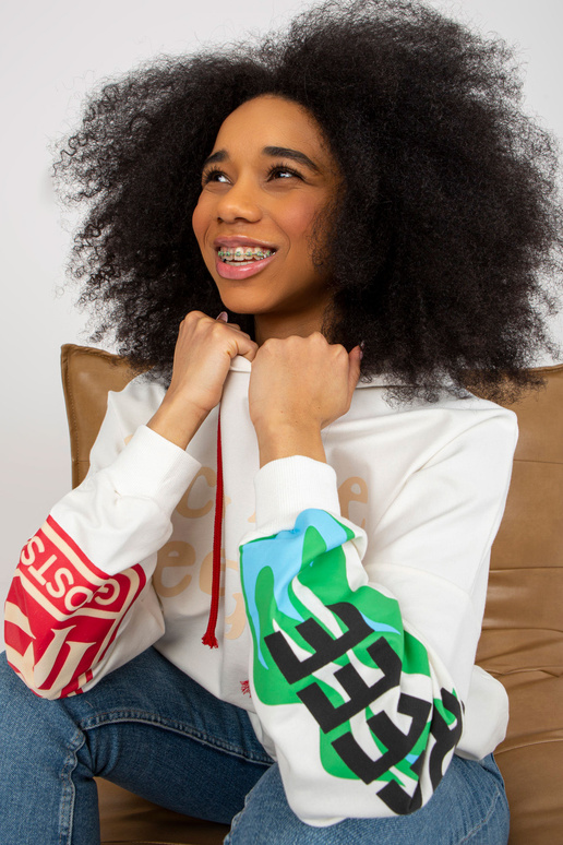 Ecru dressipluus oversize trükiga Ecru dressipluus oversize trükiga