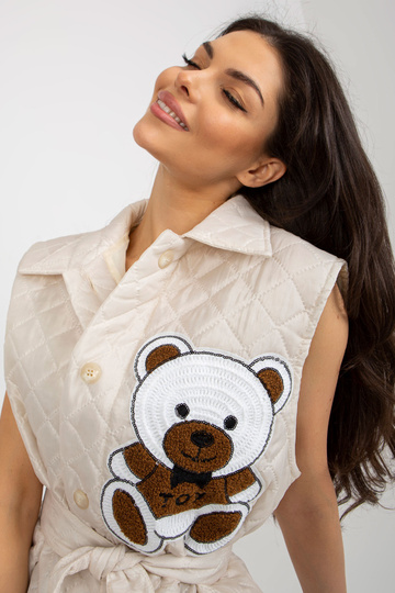 Helebeež tepitud vest...