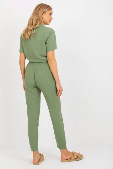 Kangast khakivärvi...