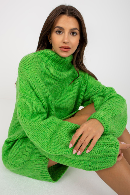 Heleroheline pikkade varrukatega...