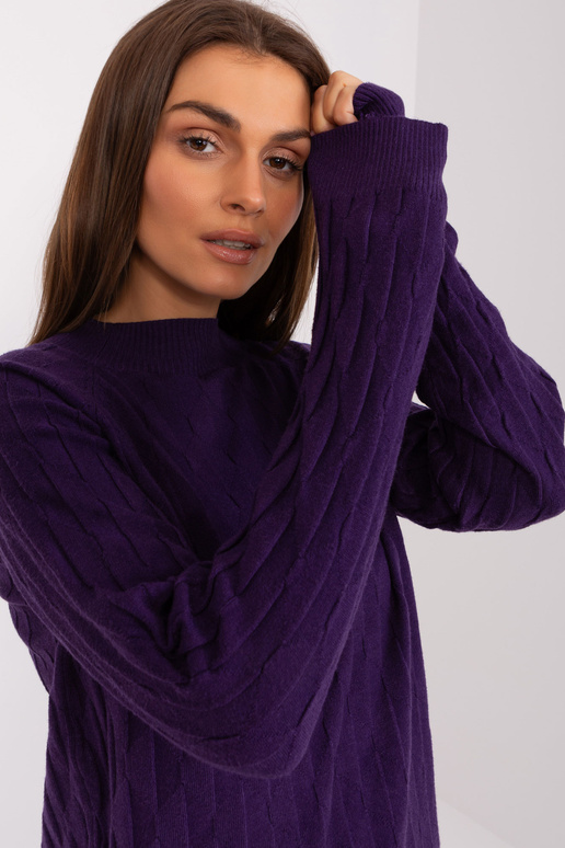 Kampsun-AT-SW-2326.37X-tumelilla