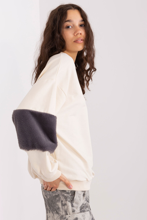 Pusa-FA-BL-8903.26-helebeež