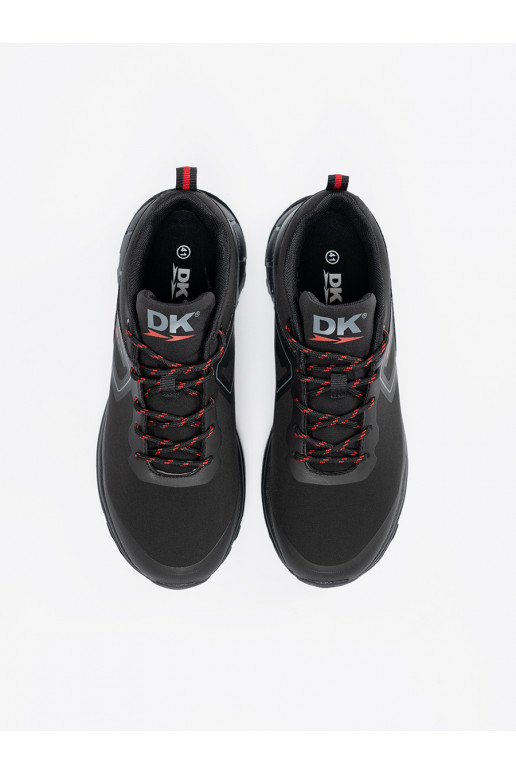 Must naiste kingad z mi elementami