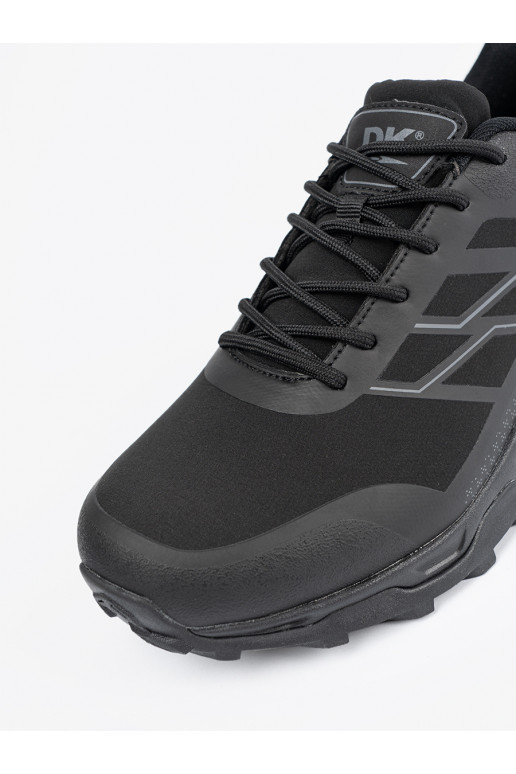 Spordistiilis kingad  Mustad DK