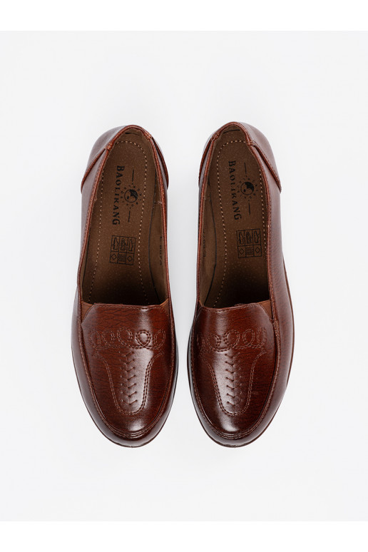 pruunid värvi  kingad 