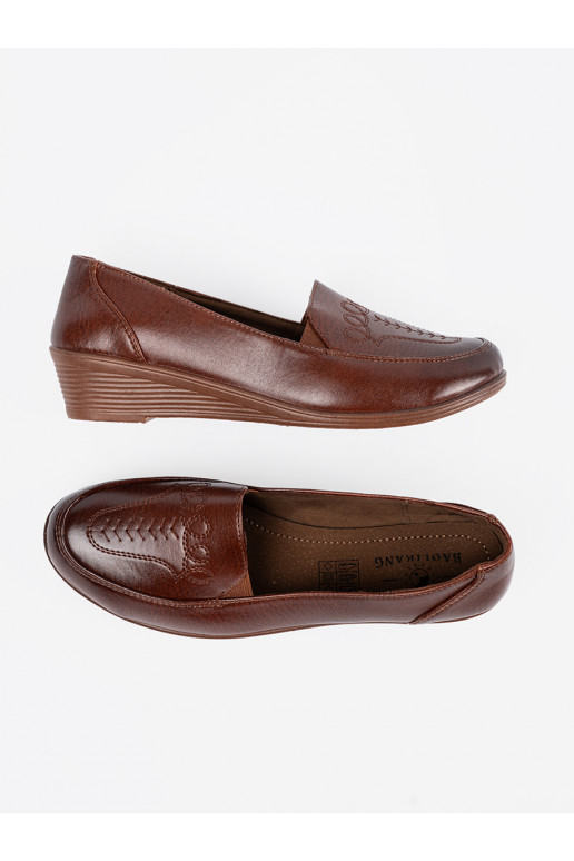 pruunid värvi  kingad 