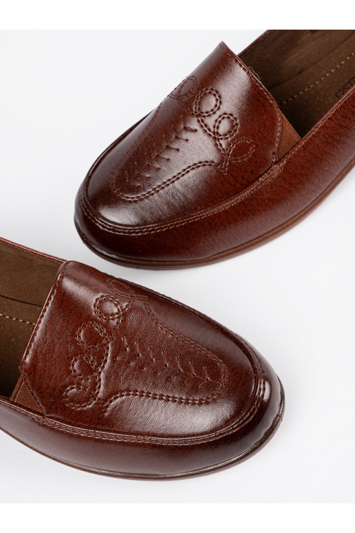 pruunid värvi  kingad 