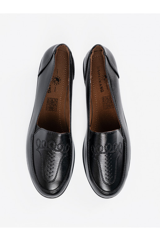  Naiste saapad z ozdobnym haftem