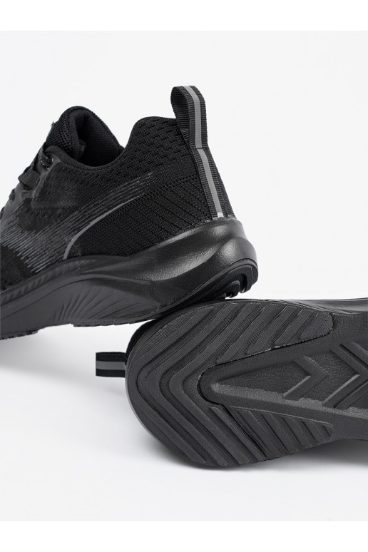  Mustad naiste kingad