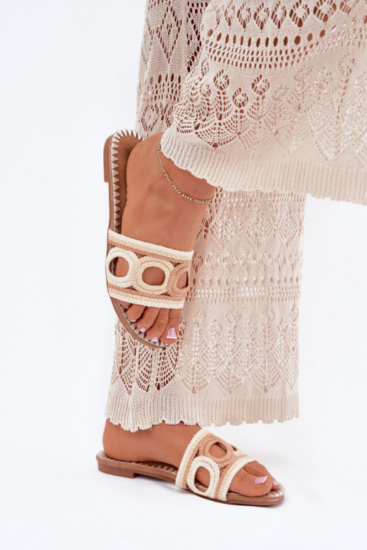 Szydełkowe naiste plätud laiade nööridega beeži värvi Nirina