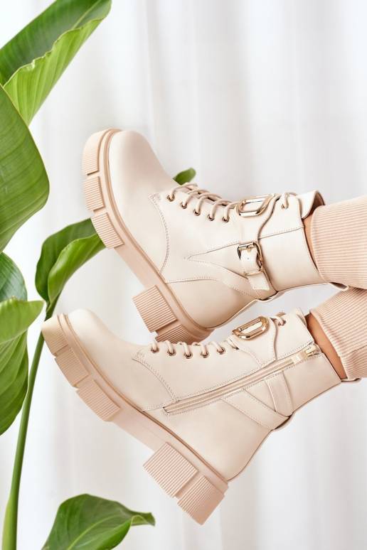 Voodriga säärsaapad beeži värvi Voodriga säärsaapad beeži värvi