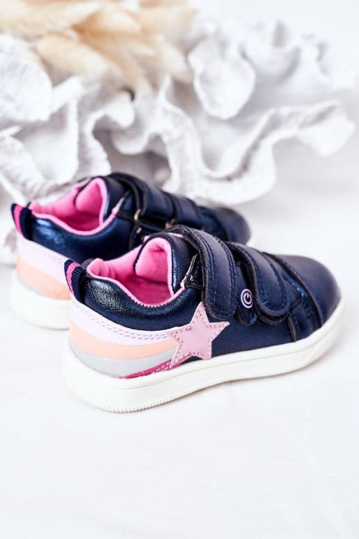 Laste jalanõud sportliku stiiliga... Laste jalanõud sportliku stiiliga...