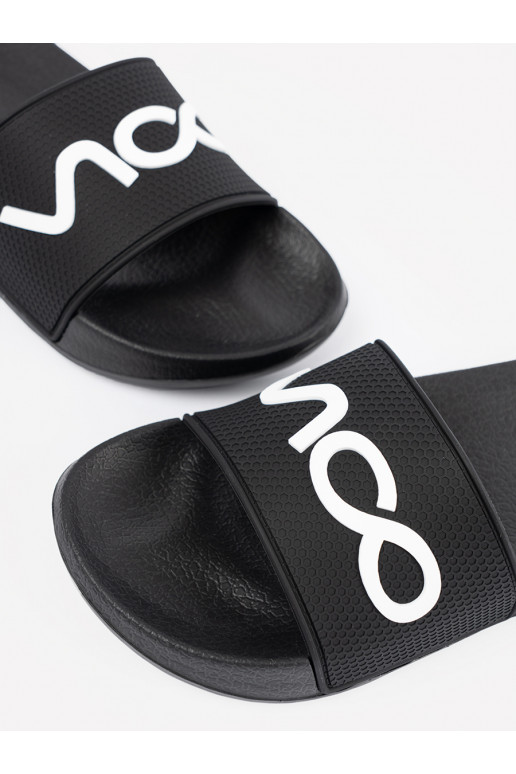 Must plätud  Must plätud