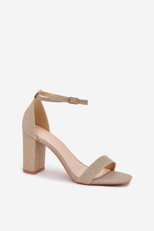 läikiv Naistesandaalid Kuldset värvi Kavina