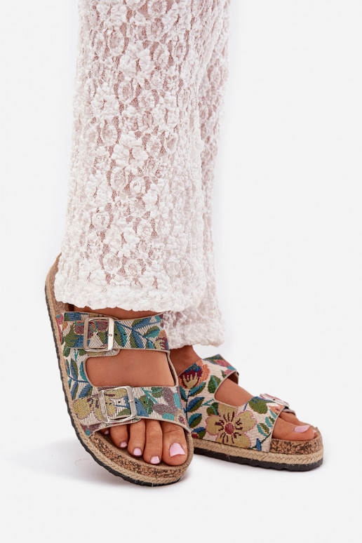  naiste plätud  neetide ja pandlaga Lee Cooper LCW-25-35-3480L Mitmevärvilised