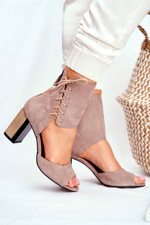 Naistesandaalid beeži värvi...