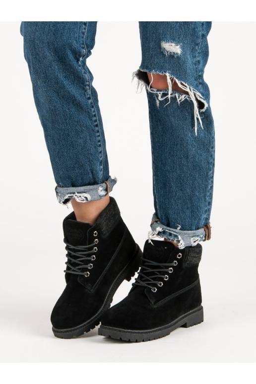 Mustad saapad naturaalsest BAT_37211B