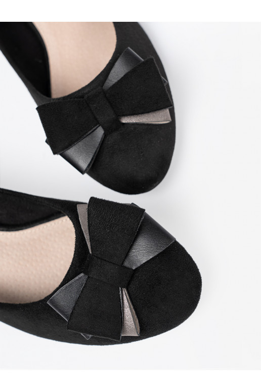 Must poolsaapad  kõrge kontsaga Must poolsaapad  kõrge kontsaga