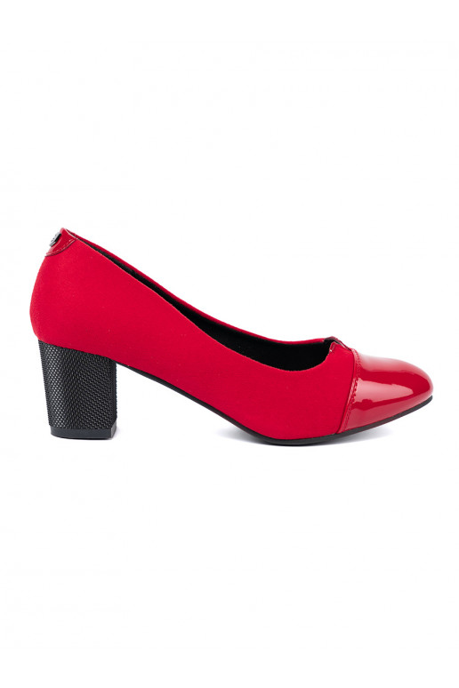 runased poolsaapad z lakierowanym noskiem runased poolsaapad z lakierowanym noskiem