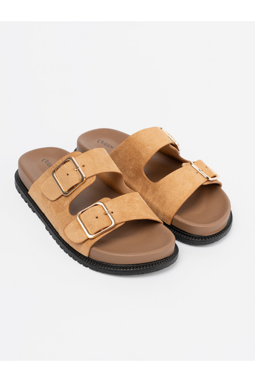 Pruunid värvi plätud  ze mi klamrami Pruunid värvi plätud  ze mi klamrami