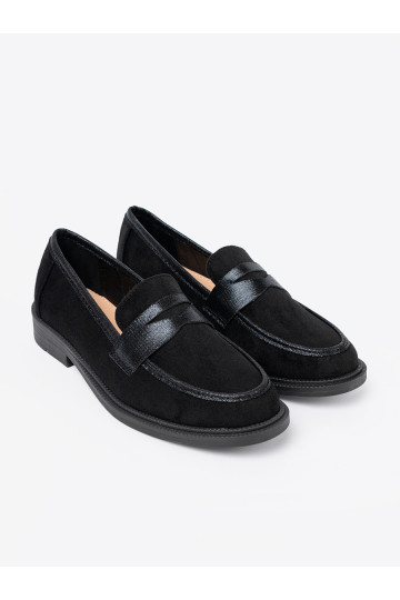 Must  mokasiinid 2