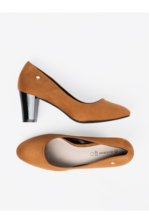 seemisnakhsed poolsaapad  karmel