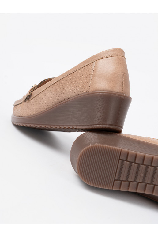 beeži värvi kingad ze m zdobieniem