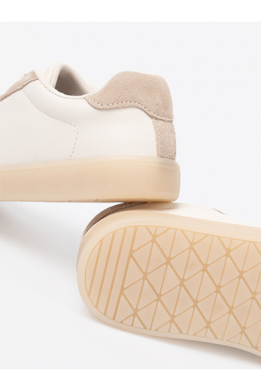 Moekad vabaajajalatsid valge värv- Moekad vabaajajalatsid valge värv-