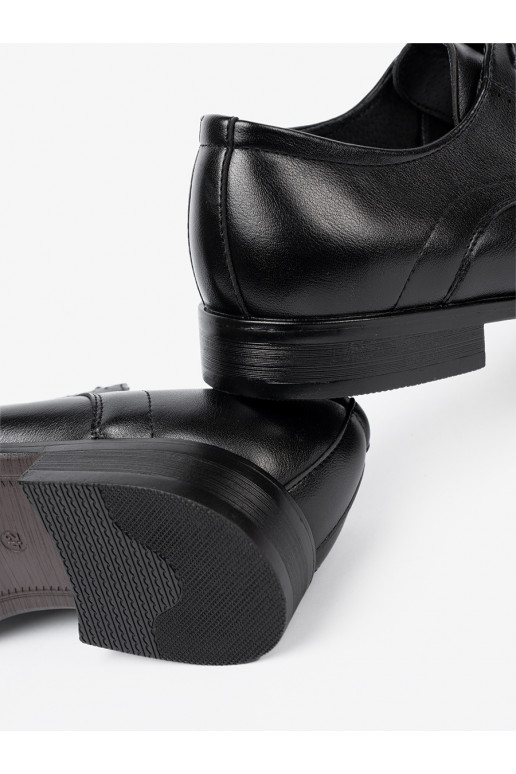 Elegantsed kingad  j czerni i połysku Elegantsed kingad  j czerni i połysku