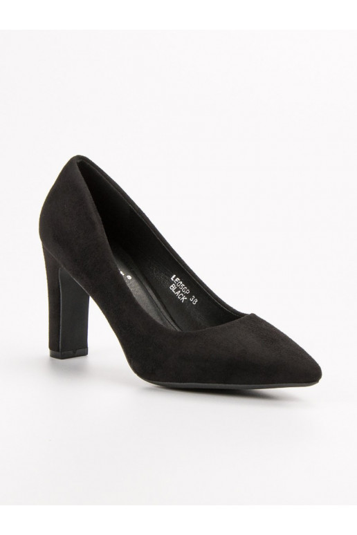 Klassikalise mudeli seemisnakhsed Kingad