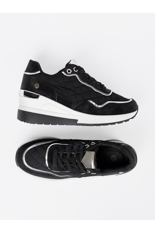 Must Tossud mudeli kingad 