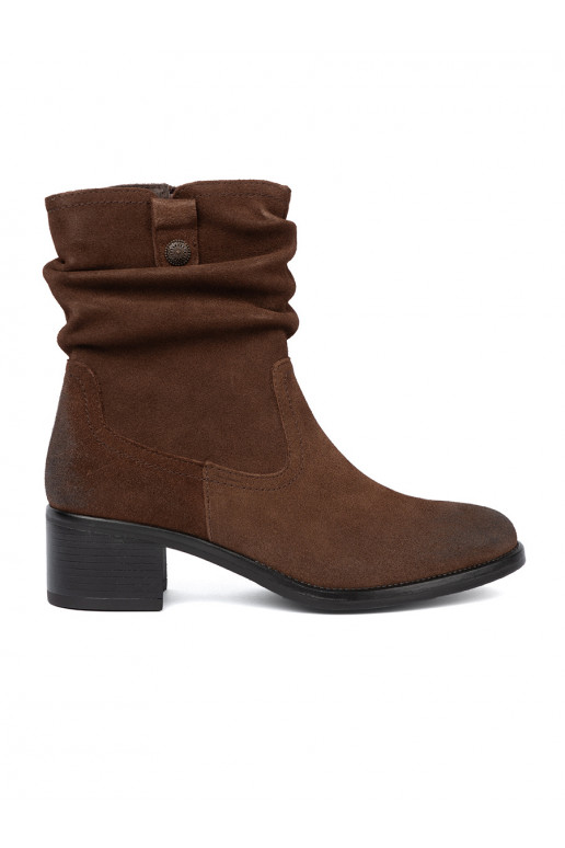 pruunid värvi   lumesaapad  Sergio Leone