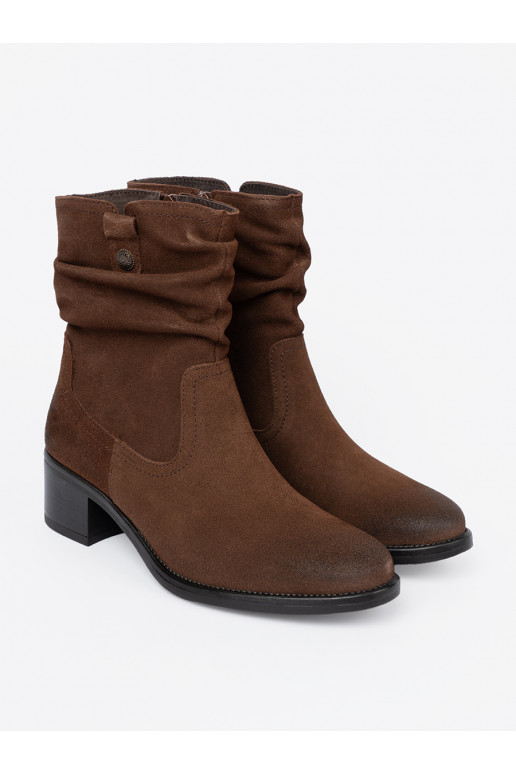 pruunid värvi   lumesaapad  Sergio Leone