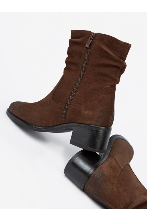 pruunid värvi   lumesaapad  Sergio Leone