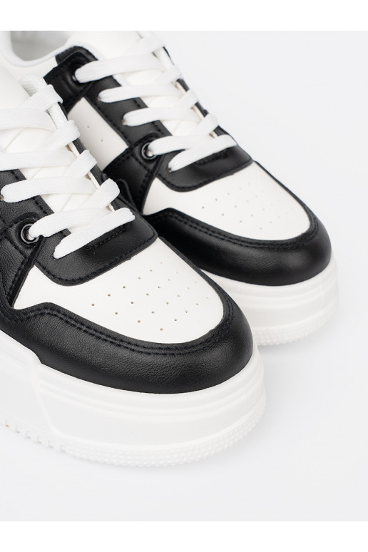   Naiste kingad z grubą podeszwą