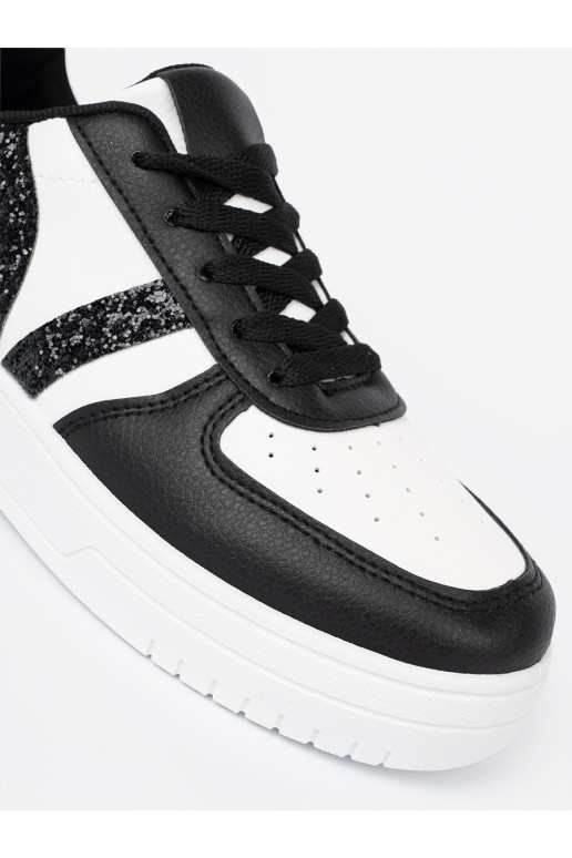  must-valge värv Naiste kingad z brokatowymi wstawkami