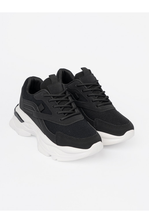 Must  Naiste kingad na grubej valge värvj podeszwie