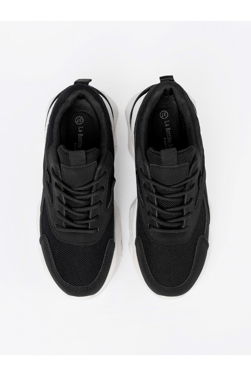 Must  Naiste kingad na grubej valge värvj podeszwie