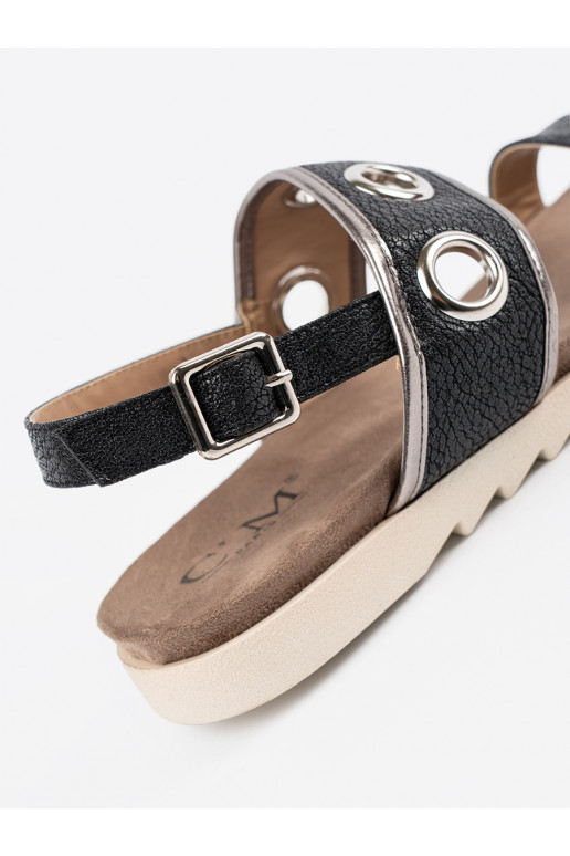 Must kingad z ozdobnymi metalowymi kółkami