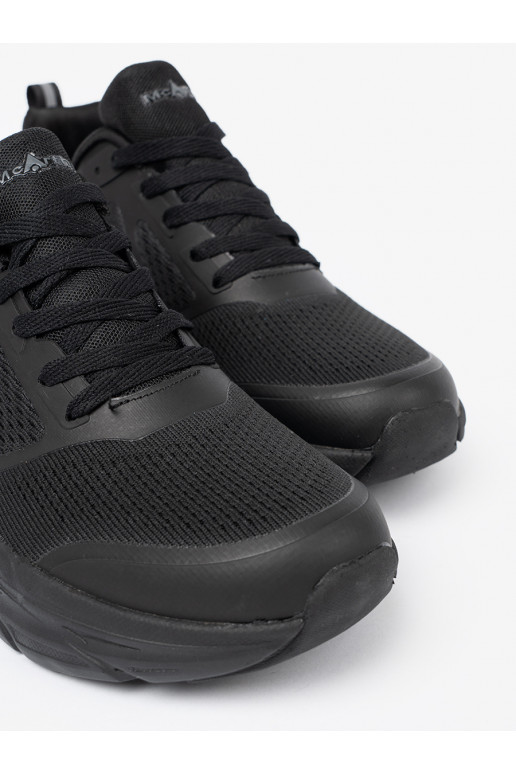 Must spordijalatsidy   McArthur