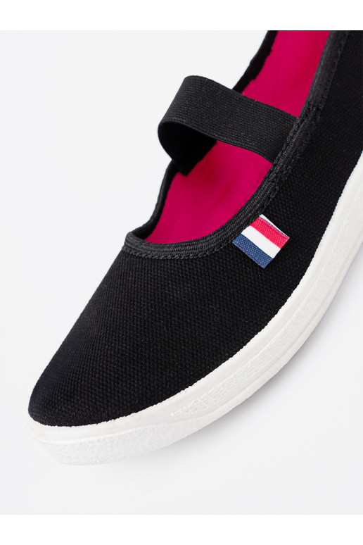 Mustad kingad z m paskiem  Mustad kingad z m paskiem