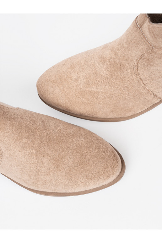 beeži värvi lumesaapad  