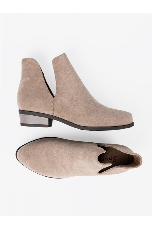 beeži värvi lumesaapad z wycięciami