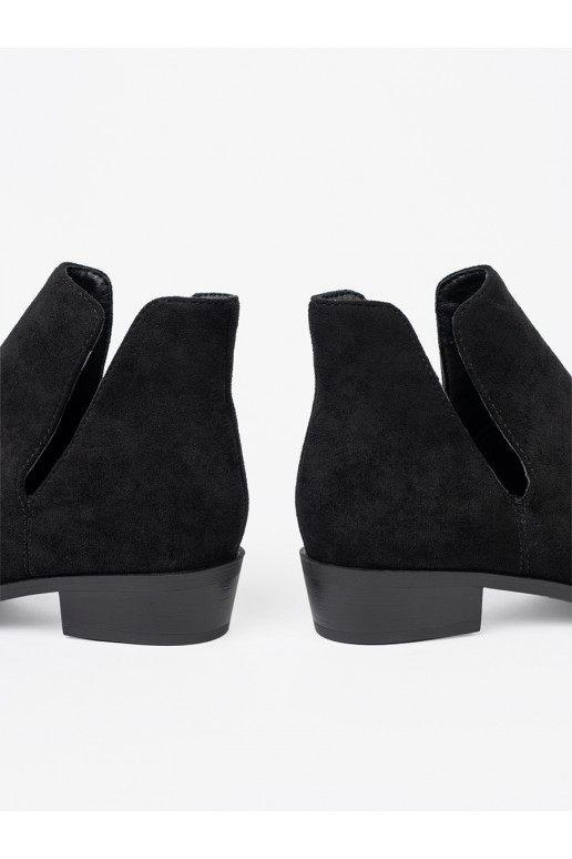 Must lumesaapad z wycięciami