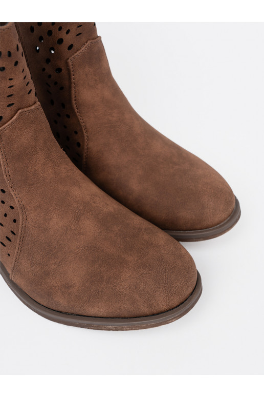  pruunid värvi lumesaapad